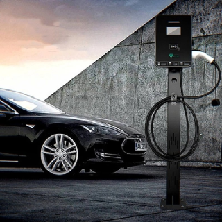 32A 7kw Wall-Mounted and Column Charging Station Wallbox AC Home Car EV Charger with Screen